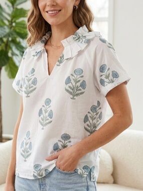 Saule Parc Cecie Top in French Bleu Floral Sz  S V-Neck Ruffle Pleated Collar